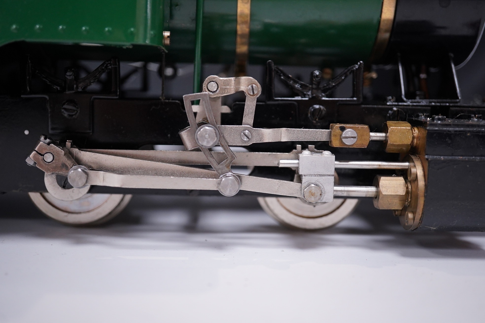 A Roundhouse 16mm scale live steam ‘Billy’, 0-4-0T gas fired locomotive set for 45mm track, with simplified Walschaerts type valve gear, in green livery, with owners handbook. Condition - good.